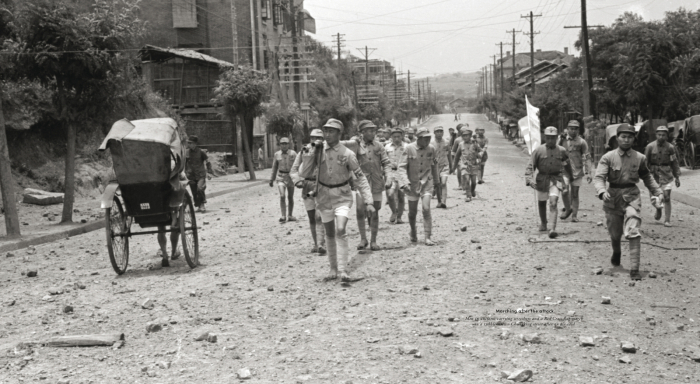 A Danger Shared: A Journalist's Glimpses of a Continent at War - Image 21