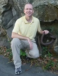 Portrait image: author David Bellis